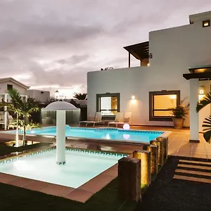Marabu Villa Playa Blanca (Lanzarote)